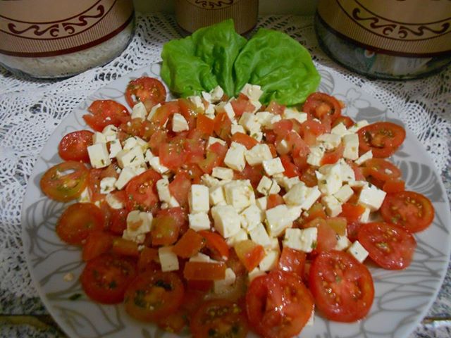 1044348_632705520072895_550330269_n