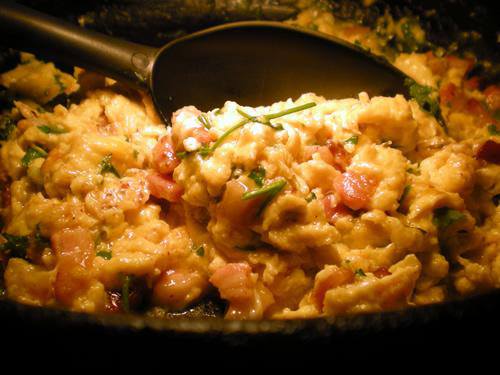 148545_643622268981220_1423648910_n