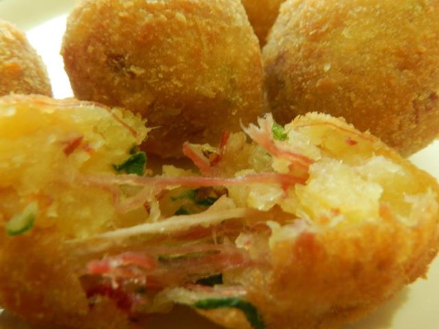 993346_643667905643323_143292119_n