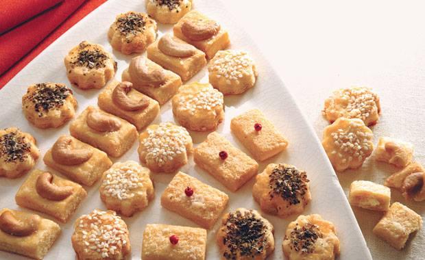 993652_281315555339862_1075147552_n