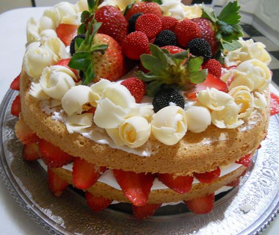 526503_660626447280802_878277562_n