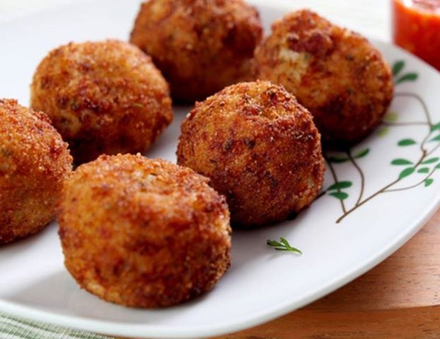 533883_10151757527165479_1843794118_n