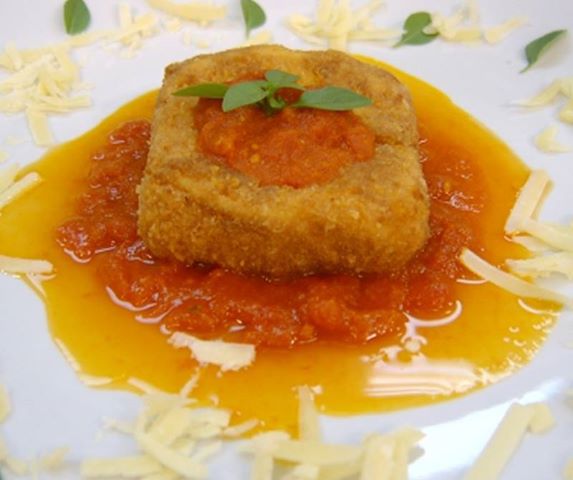 971947_10151818075230479_58825677_n