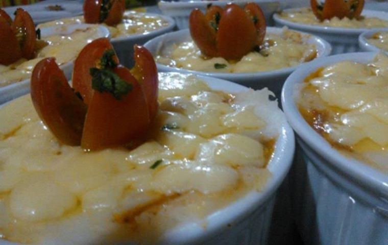 999200_10151802862645479_532716734_n