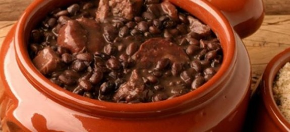 1012500_10151829777875479_665782472_n