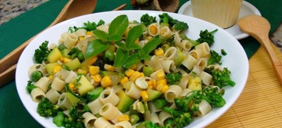 1185078_664651400211640_500789287_n