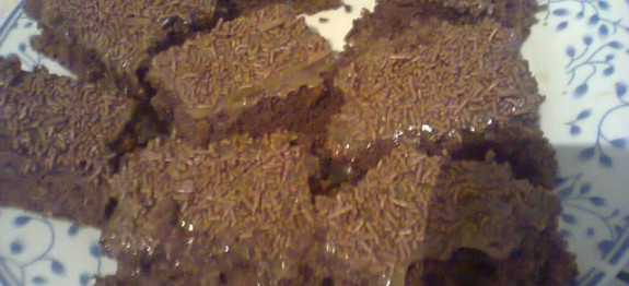 1186781_675763319100448_118942625_n