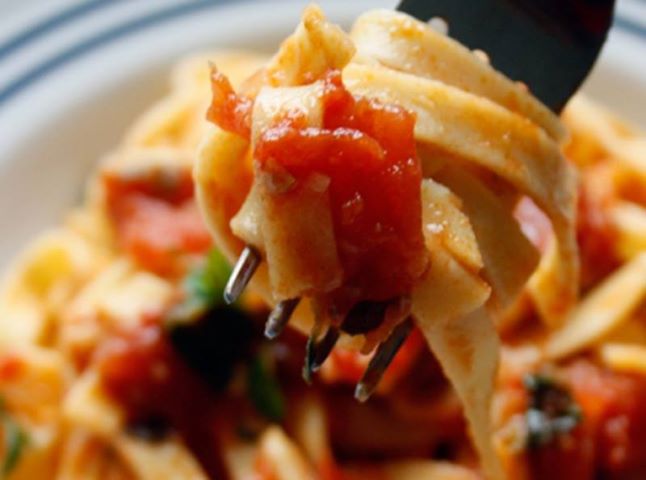 1238796_10151878451025479_2065921221_n