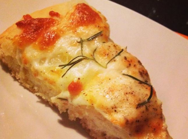 565032_10151836019485479_1022939299_n