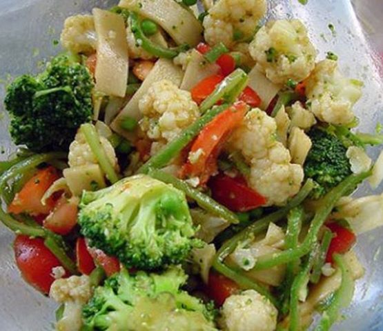 993063_10151878815815479_668261651_n