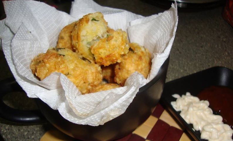 1380829_700382589971854_449061207_n