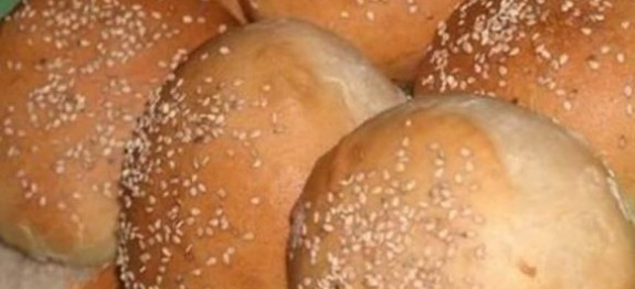 564050_307302046074546_1080478603_n