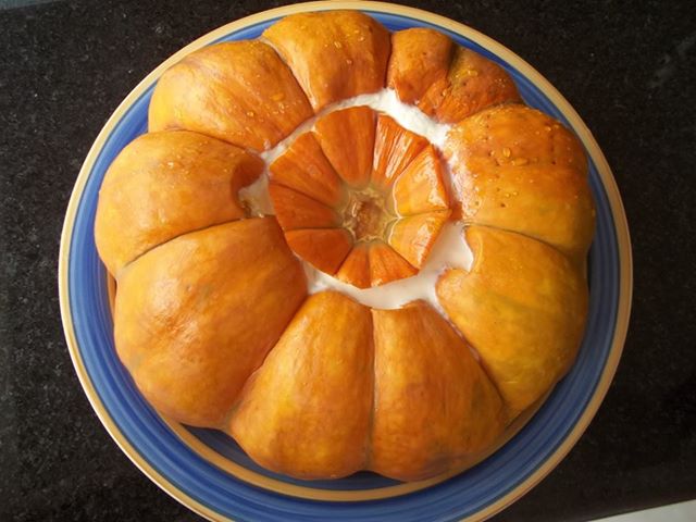 575742_701597676517012_475876309_n