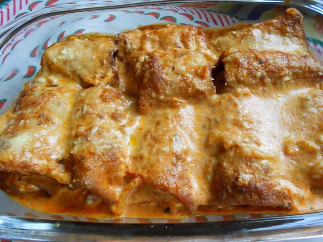 308013_290995134363474_2082252606_n