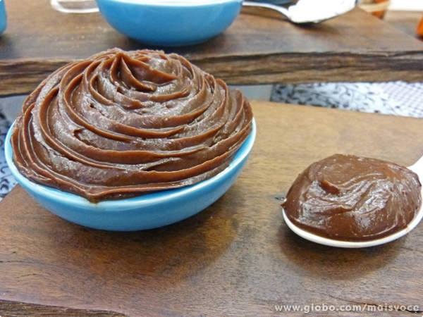 551283_1798166210321682_1111894799_n