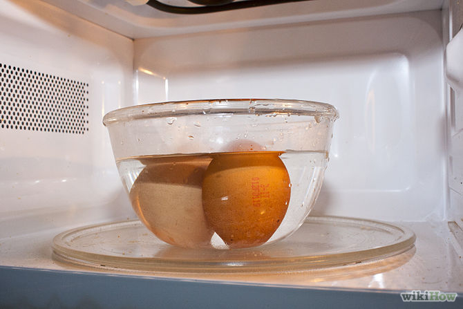 670px-Hardboil-eggs-microwave-2