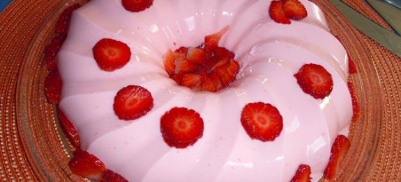 998810_720100974666682_677611851_n