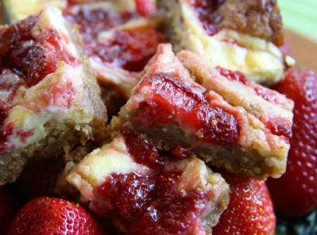 cuca-de-morango-da-vo-nate-f8-113233