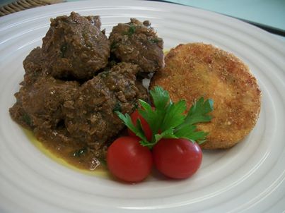 944307_735592663117513_369374989_n