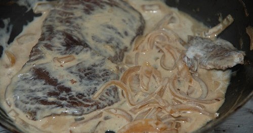 bife-ao-creme-de-leite