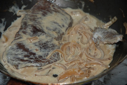 bife-ao-creme-de-leite