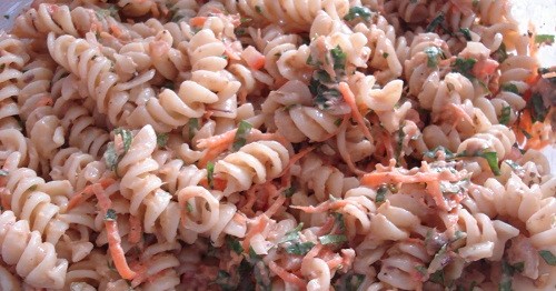 salada-de-macarrão