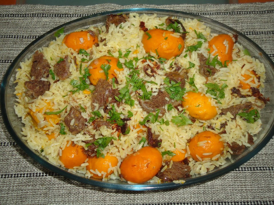 Arroz-com-pequi-e-carne-de-sol