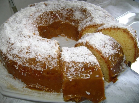 bolo-de-coco-de-liquidificador-f8-17342