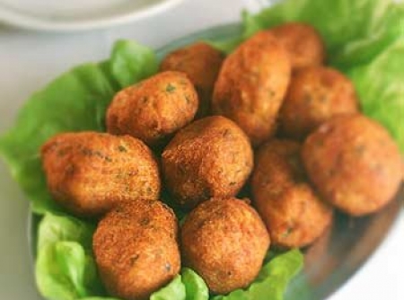 bolinho-de-mandioca-com-queijo-f8-88513