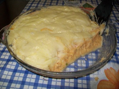 Torta de purê de batata recheada