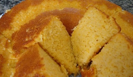 bolo-de-milho-com-coco