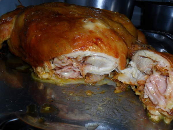 Frango-Desossado-com-Presunto-e-Queijo