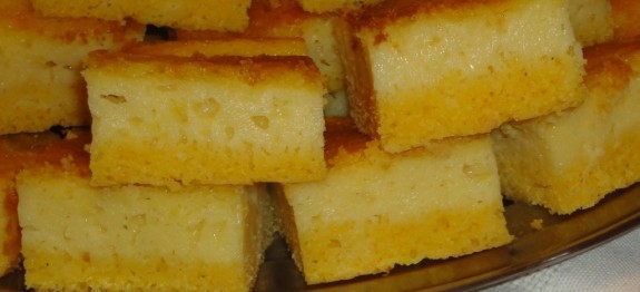 bolo-de-fuba-cremoso-creme-1024×610