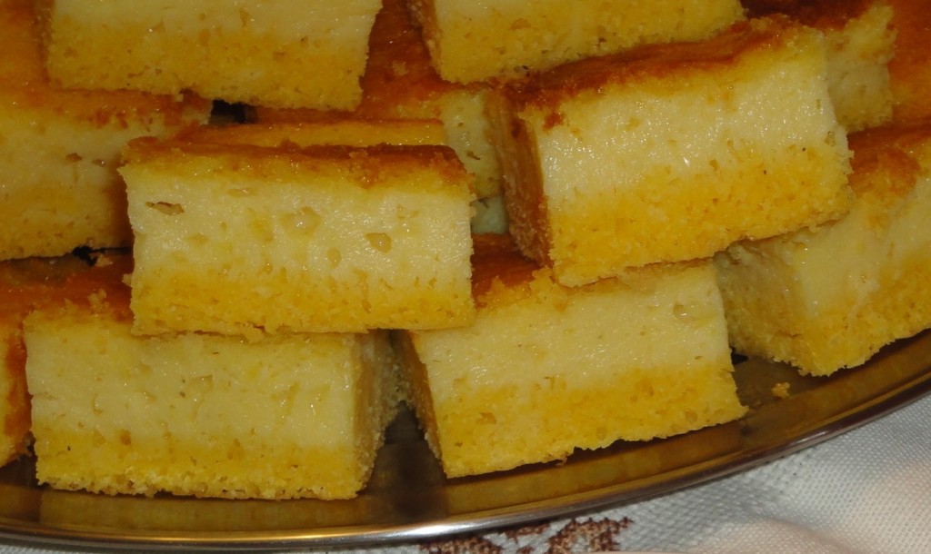 bolo-de-fuba-cremoso-creme-1024×610