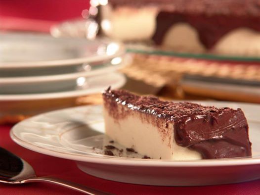 10626821_902703479739763_1146323194146437830_n