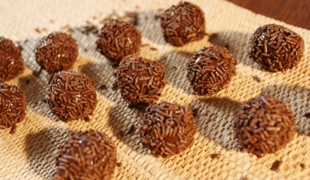 brigadeiro-com-creme-de-leite-f8-16594