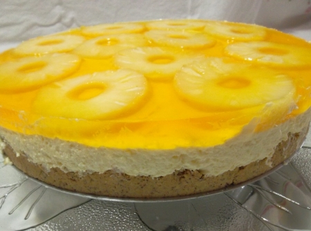 torta-gelada-de-mousse-de-chocolate-branco-abacaxi-e-coco-f8-113504