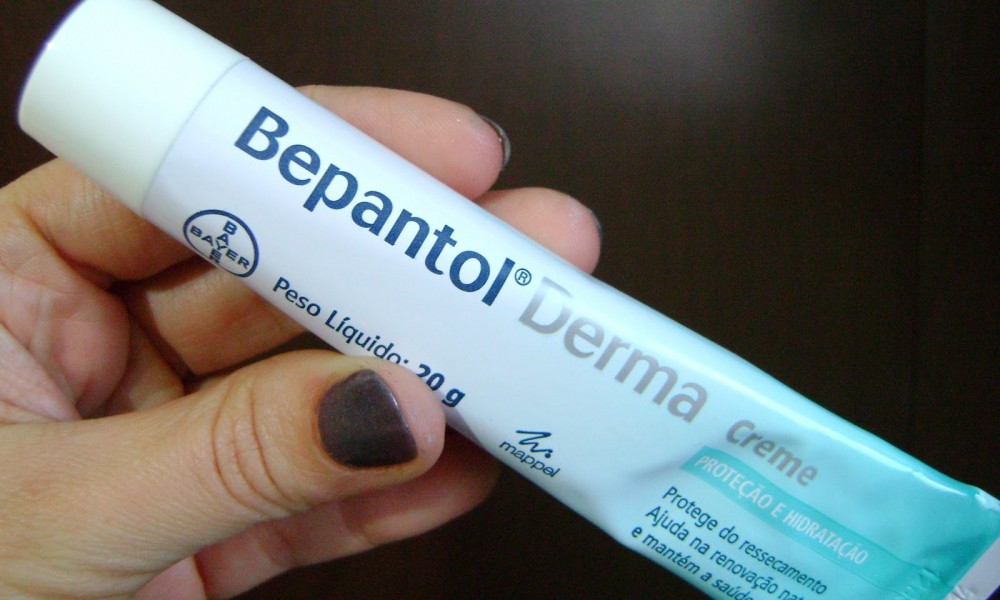 clareie-estrias-com-bepantol-1000×600