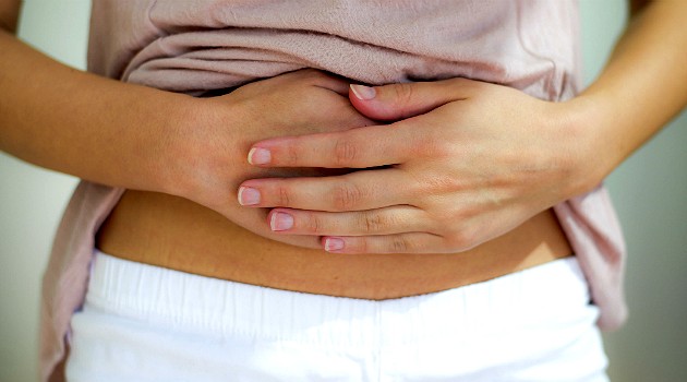 Barriga inchada na menstruação- médico explica e ensina a desinchar