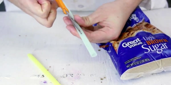 ELE-CORTA-UM-CANUDO-NO-MEIO-A-RAZÃO-É-GENIAL-E-MUITO-ÚTIL