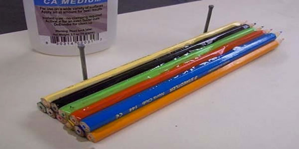 Ele-colou-lápis-de-cor-e-o-que-fez-a-seguir-é-realmente-GENIAL