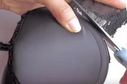 Ela-corta-um-sutiã-velho.-O-resultado-final-Tenho-de-fazer-um-702×336-610×300-430×285