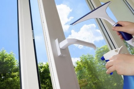 MAIZENA-pode-ser-o-melhor-limpador-de-vidros-do-mundo-saiba-usar-430×285