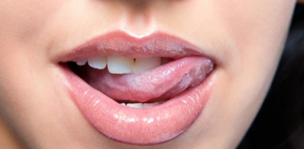 beijo-lingua-desastroso-610×300