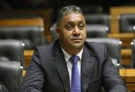 large_tiririca-lava-jato-capa