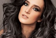 mudanca-de-habito-como-cuidar-do-cabelo-quando-comecam-a-aparecer-os-fios-brancos