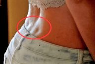 se-voce-tem-estes-2-buraquinhos-nas-costas-voce-e-especial-saiba-o-que-significa