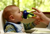 large_bebe-beber-agua