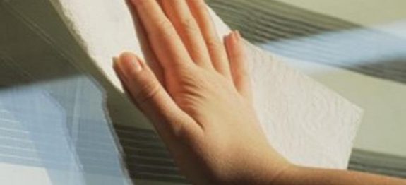 como-limpar-vidro-com-amaciante-principal-Copy-640×381