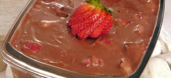 pave-de-chocolate-com-morango-600×300